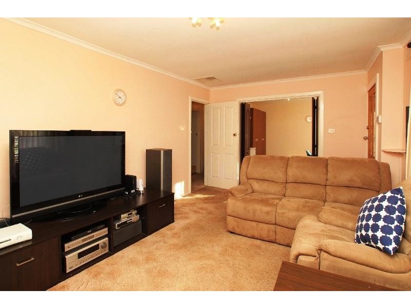 16 Eustace Crescent, Christie Downs SA 5164