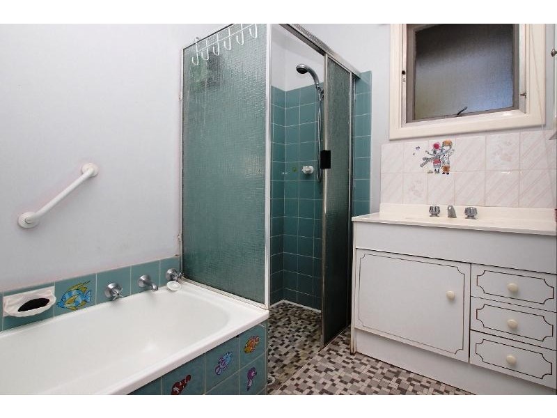 16 Eustace Crescent, Christie Downs SA 5164