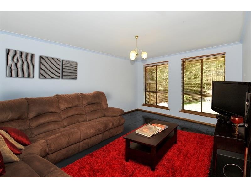 32 McHarg Road, Happy Valley SA 5159