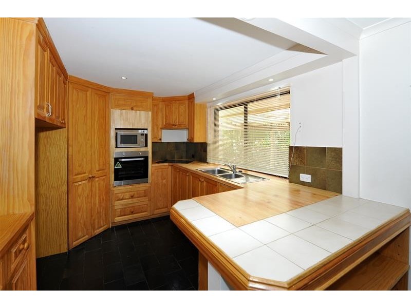 32 McHarg Road, Happy Valley SA 5159