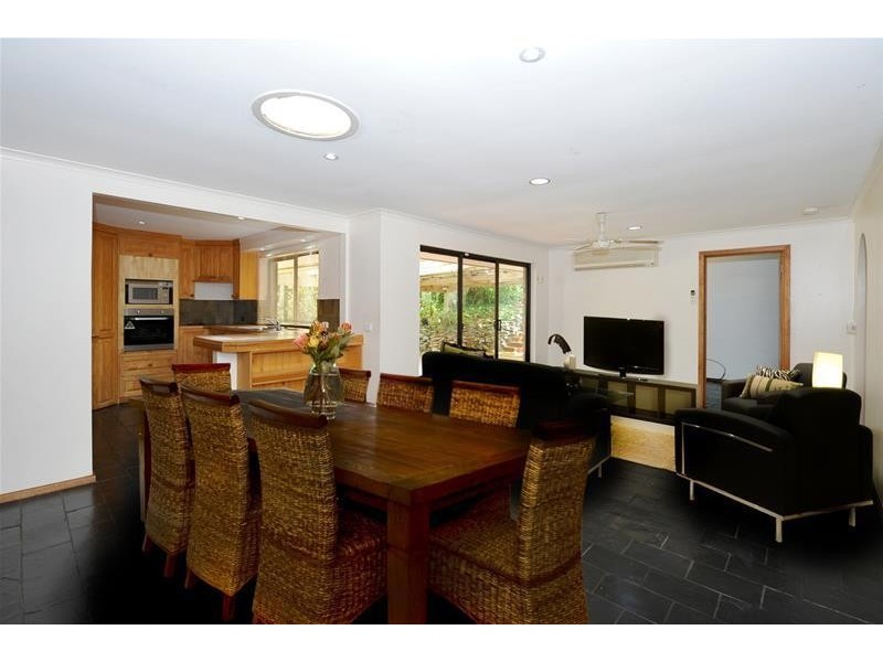 32 McHarg Road, Happy Valley SA 5159