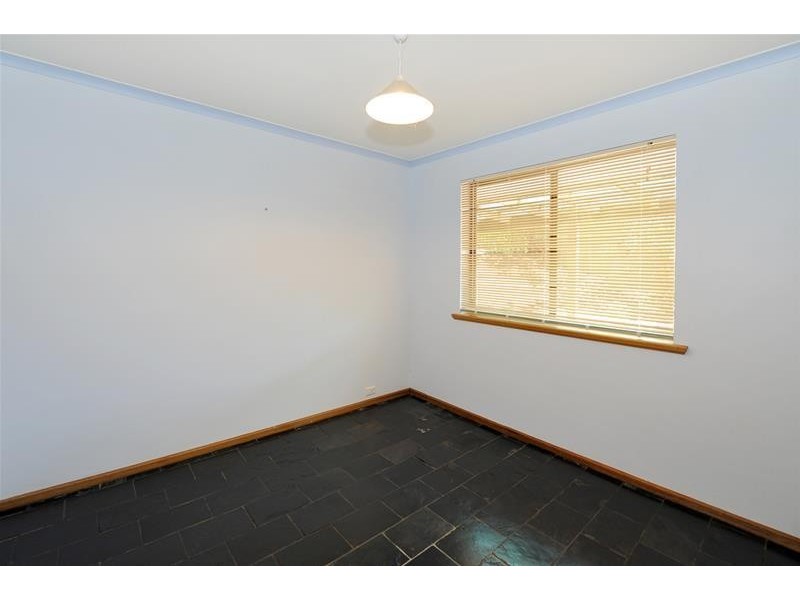 32 McHarg Road, Happy Valley SA 5159