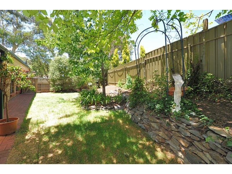 32 McHarg Road, Happy Valley SA 5159