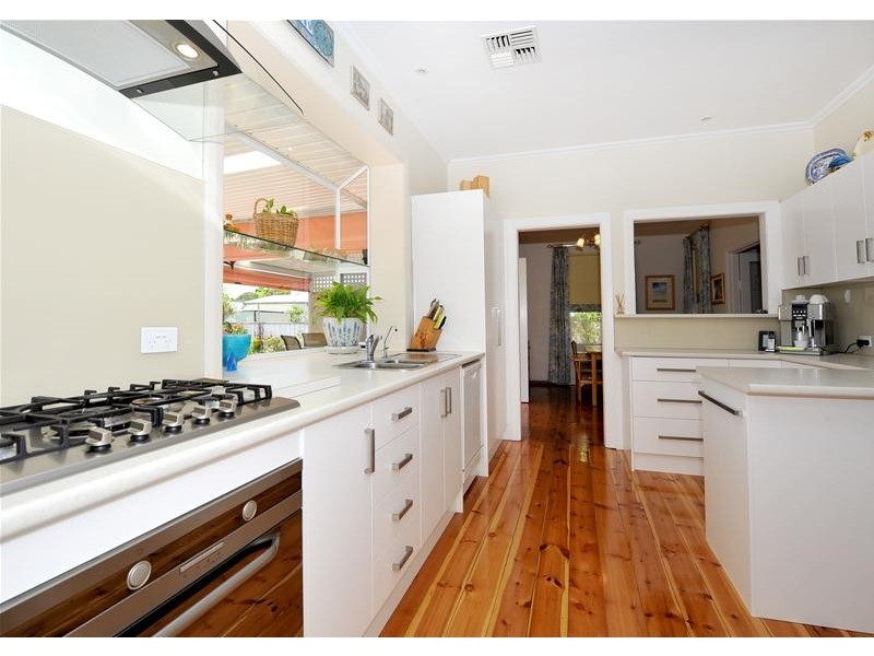 5 Scottish Avenue, Clovelly Park SA 5042