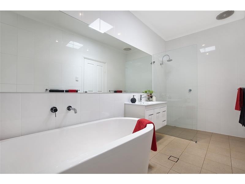 25 Sunshine Avenue, Warradale SA 5046