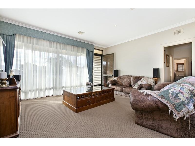 4 Shelley Avenue, Marion SA 5043