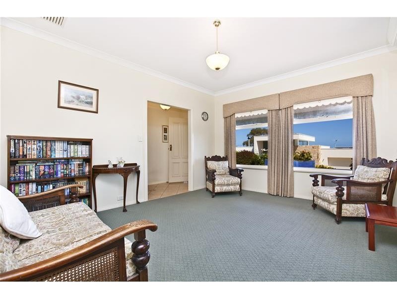 27 Marine Parade, Seacliff SA 5049