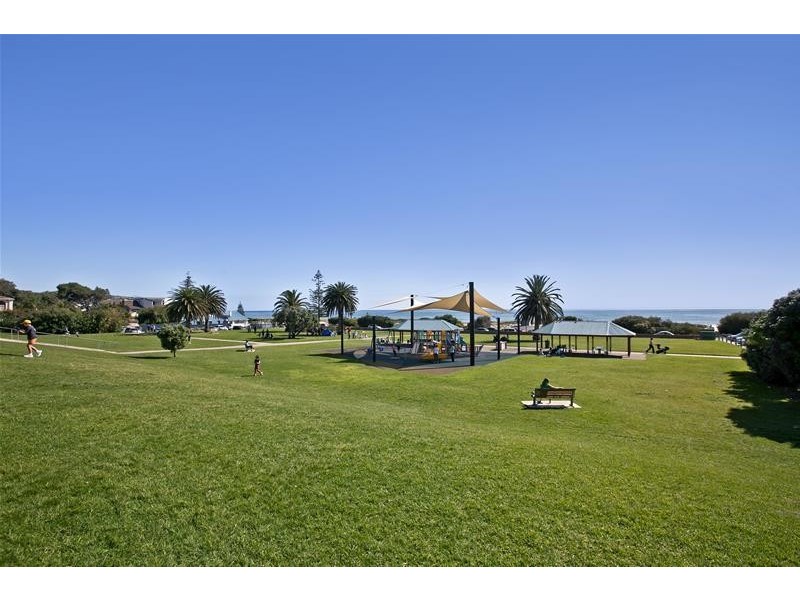 27 Marine Parade, Seacliff SA 5049