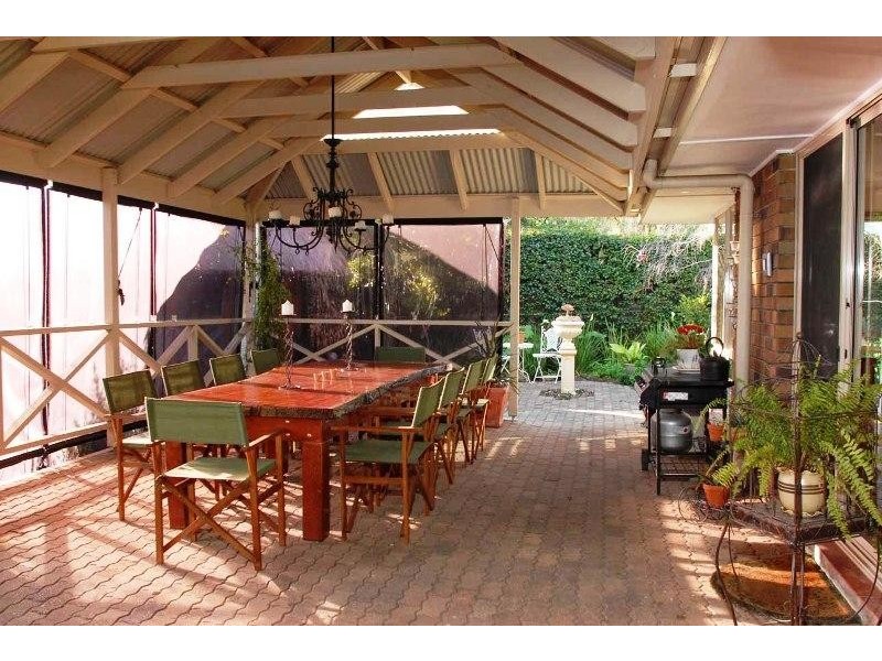 37 Fredrick Drive, Woodcroft SA 5162