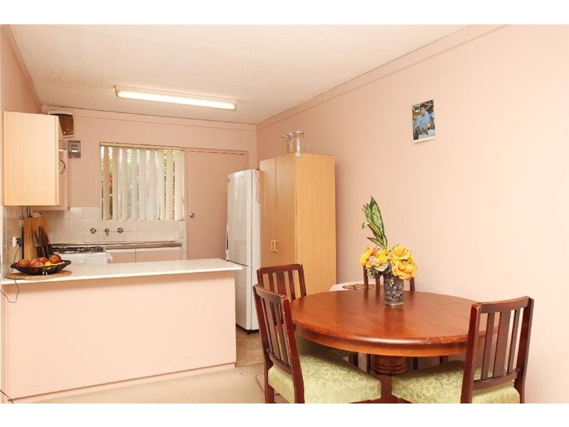 8/5 Barry Road, Oaklands Park SA 5046