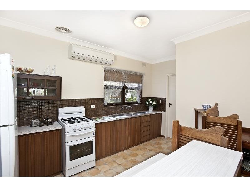 2/29 Commercial Road, Brighton SA 5048