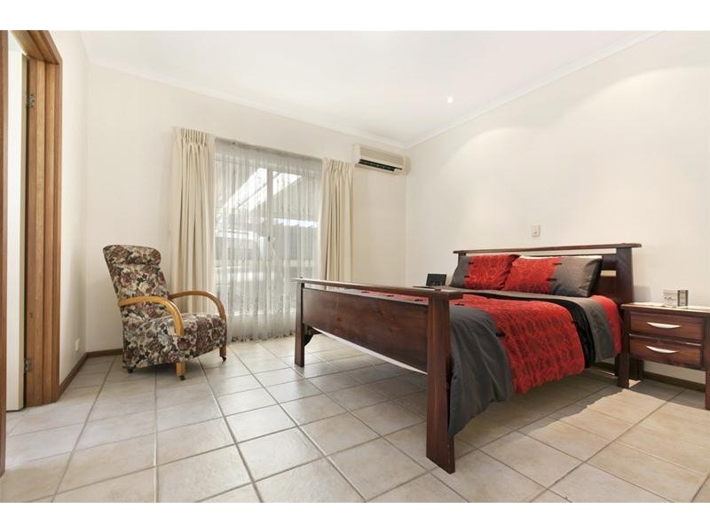 18 Paterson Crescent, Morphettville SA 5043