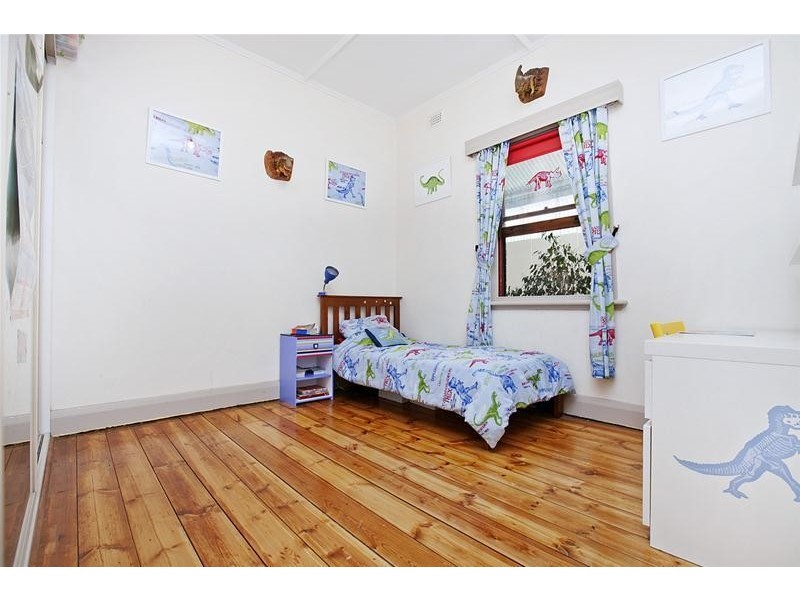 1A Albion Avenue, Glandore SA 5037