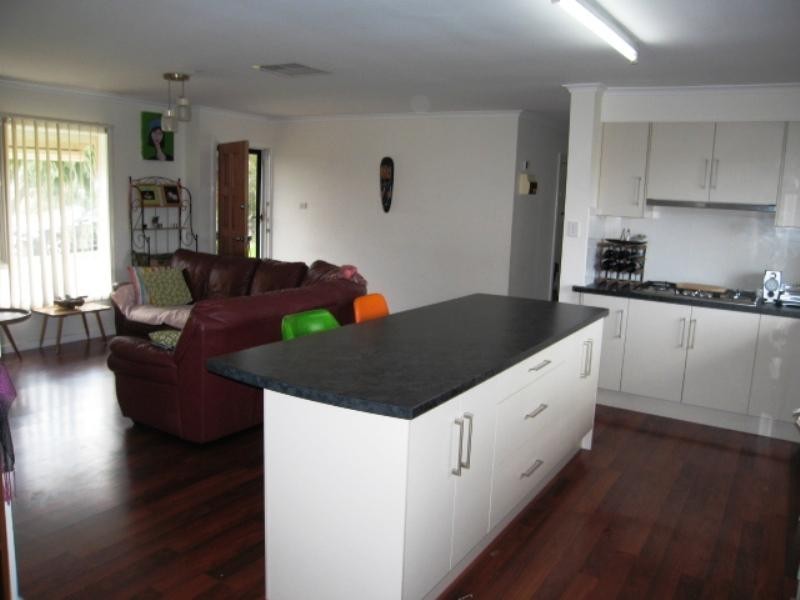 10 Florian Street, Christie Downs SA 5164