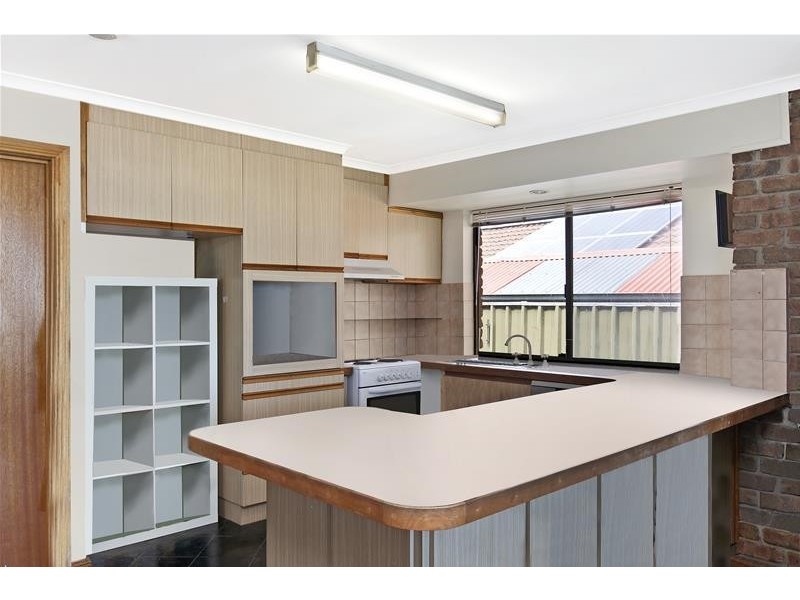 8 Murnada Street, Hallett Cove SA 5158