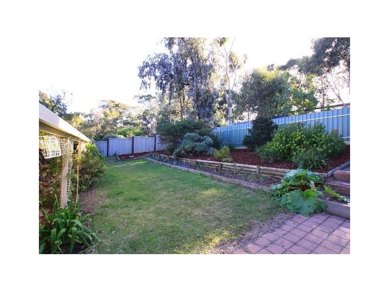 17 Lawson Road, Happy Valley SA 5159