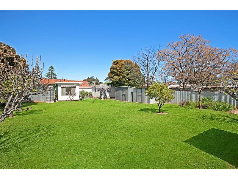 37 Railway Terrace, Warradale SA 5046