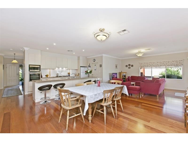 37 Norrie Avenue, Clovelly Park SA 5042