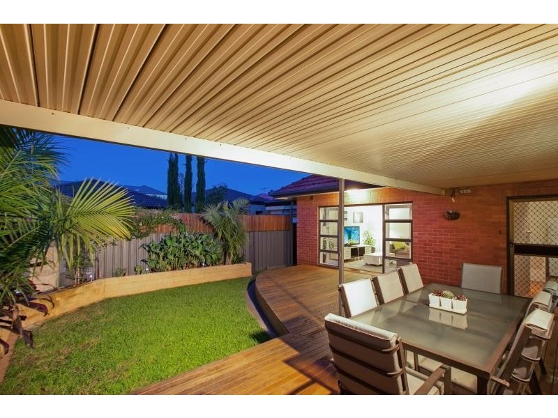 1 Winifred Avenue, Glandore SA 5037