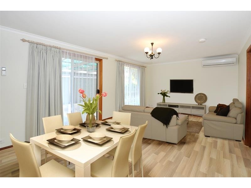 35 Mawson Circuit, Woodcroft SA 5162