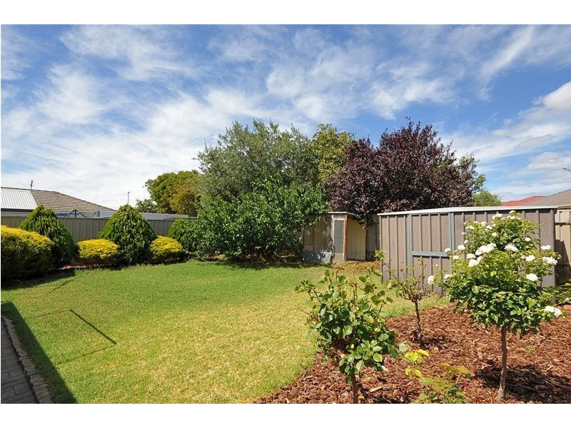 35 Mawson Circuit, Woodcroft SA 5162