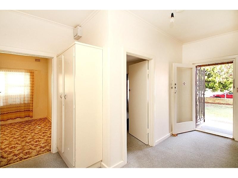 13 Gertrude Street, Glandore SA 5037