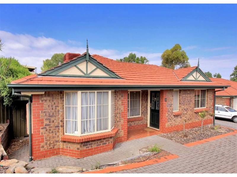 2/4 Gilbertson Road, Seacliff Park SA 5049