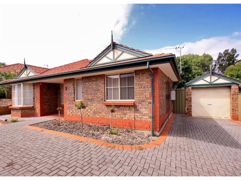 2/4 Gilbertson Road, Seacliff Park SA 5049