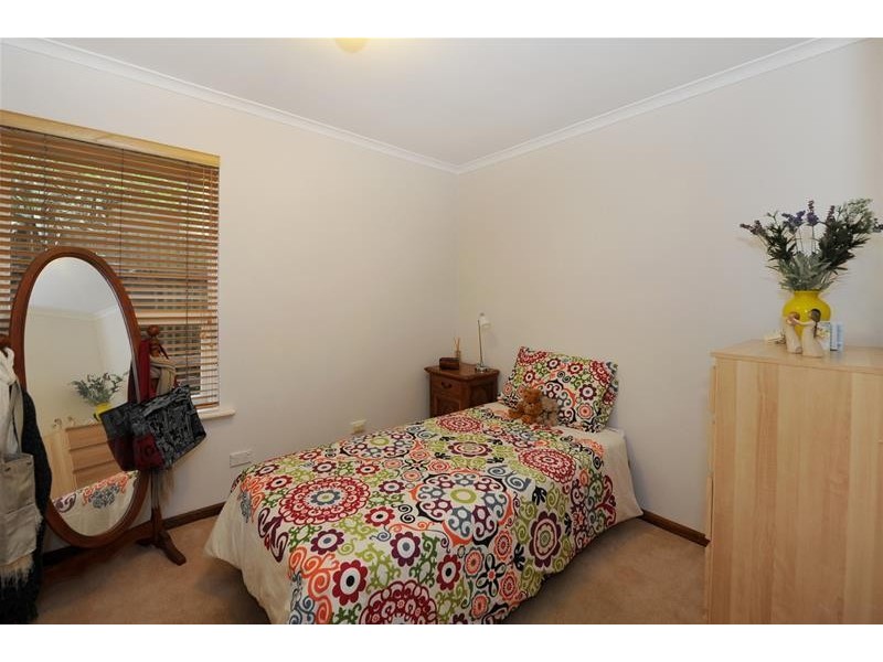 8 Woodhall Drive, Happy Valley SA 5159