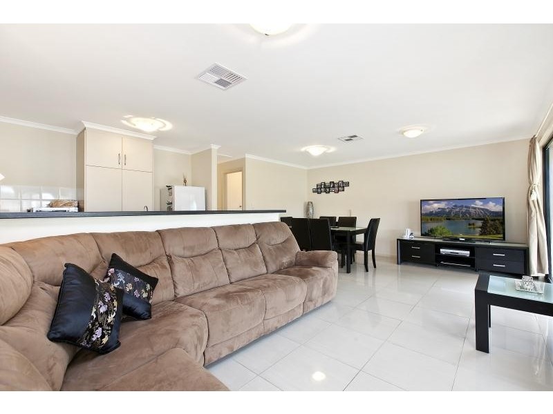 1A Lutana Crescent, Mitchell Park SA 5043