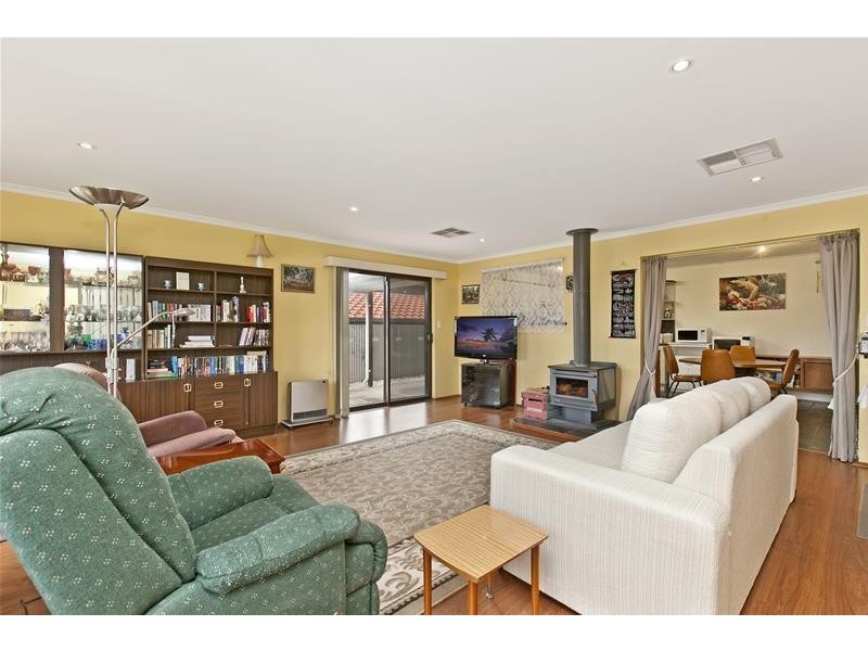 15 Banket Street, Huntfield Heights SA 5163