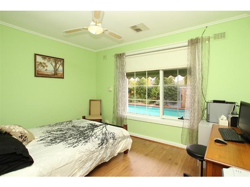 16 Lindley Avenue, Warradale SA 5046