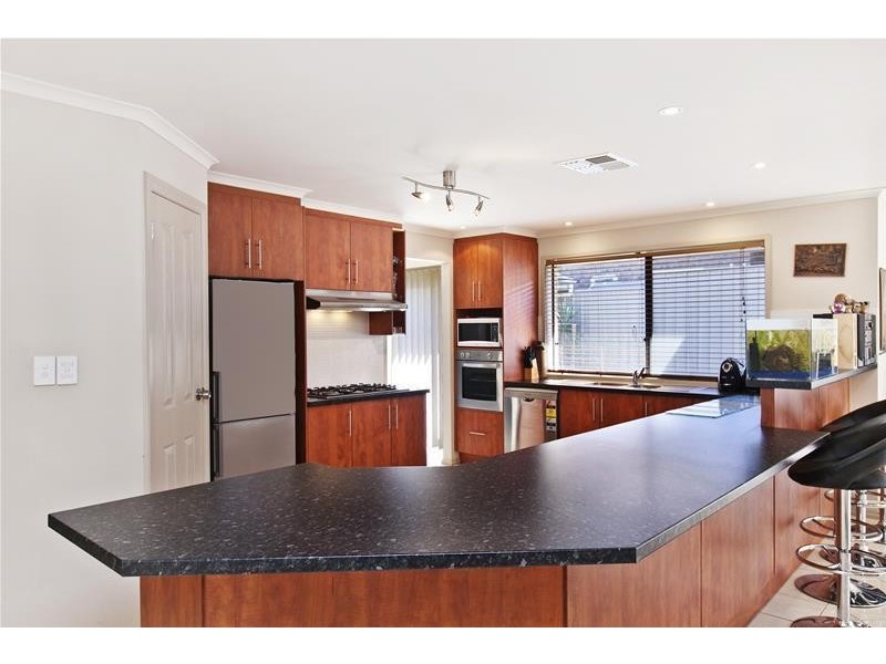 21 Islington Drive, Sheidow Park SA 5158