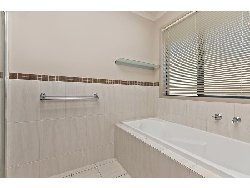 21 Islington Drive, Sheidow Park SA 5158