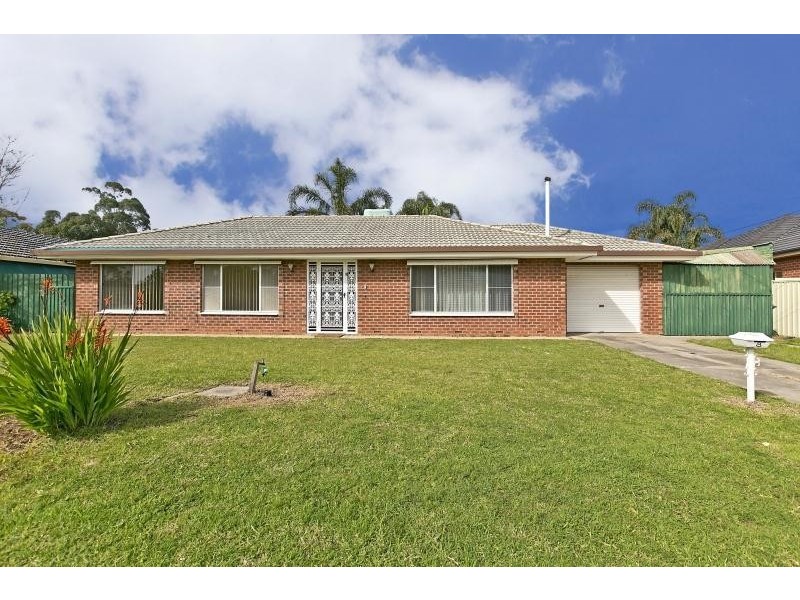 8 Pankina Grove, Marion SA 5043