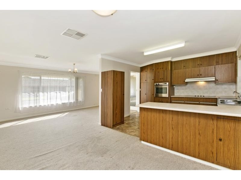 8 Pankina Grove, Marion SA 5043