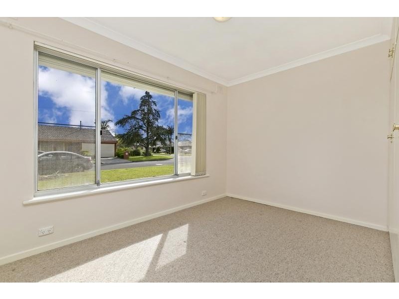 8 Pankina Grove, Marion SA 5043