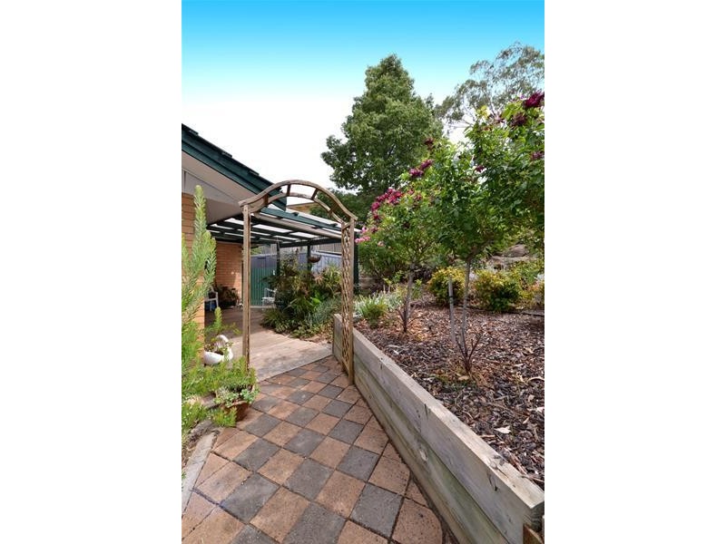 4 Dewvale Road, O’halloran Hill SA 5158