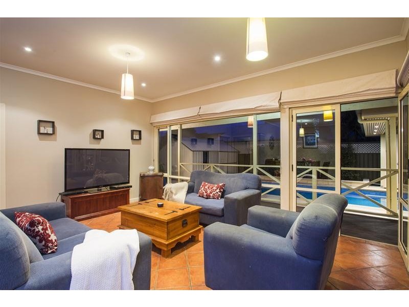 1 Jedma Grove, Glenelg North SA 5045