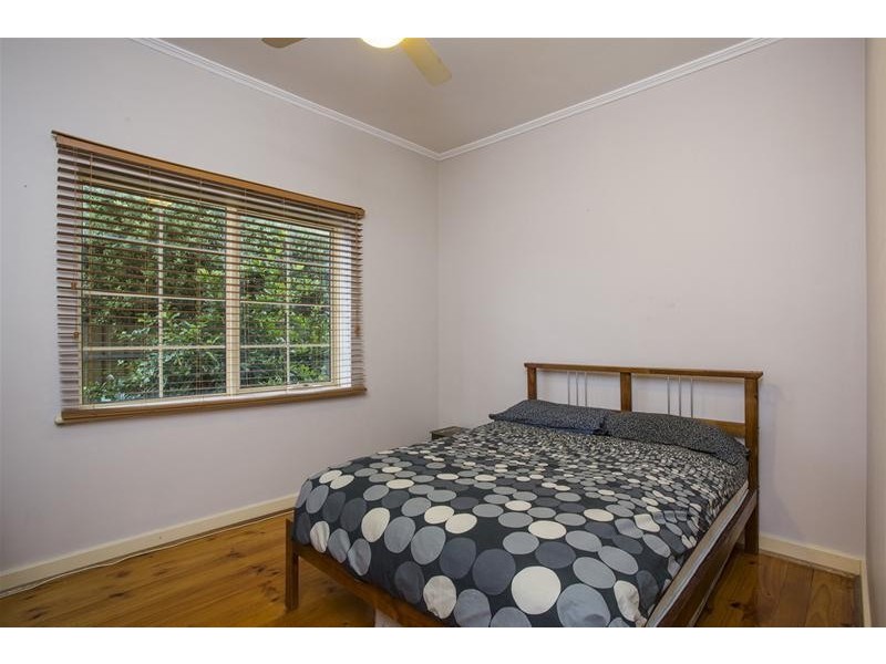 1 Jedma Grove, Glenelg North SA 5045