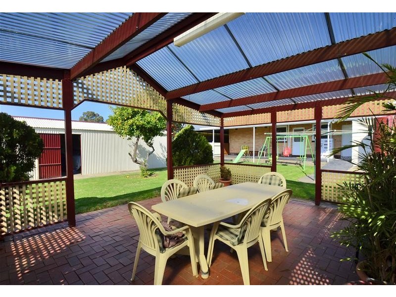 15 Tudor Avenue, Clovelly Park SA 5042