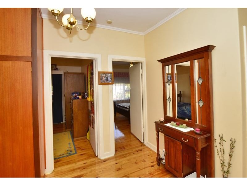 15 Tudor Avenue, Clovelly Park SA 5042