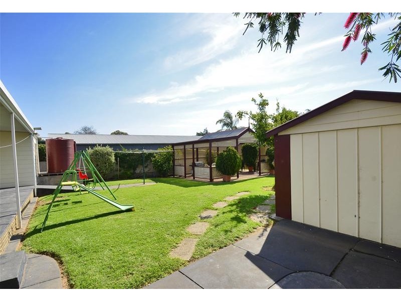 15 Tudor Avenue, Clovelly Park SA 5042