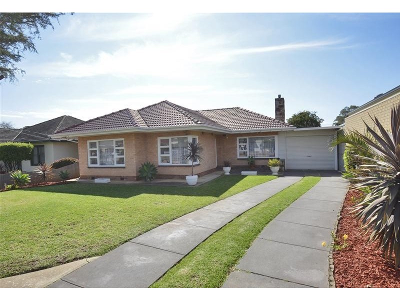 15 Tudor Avenue, Clovelly Park SA 5042