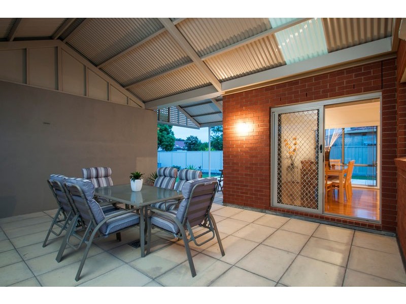 9 Albion Avenue, Glandore SA 5037