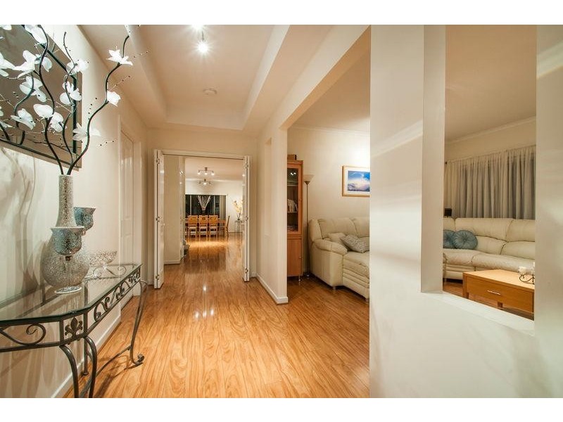 9 Albion Avenue, Glandore SA 5037