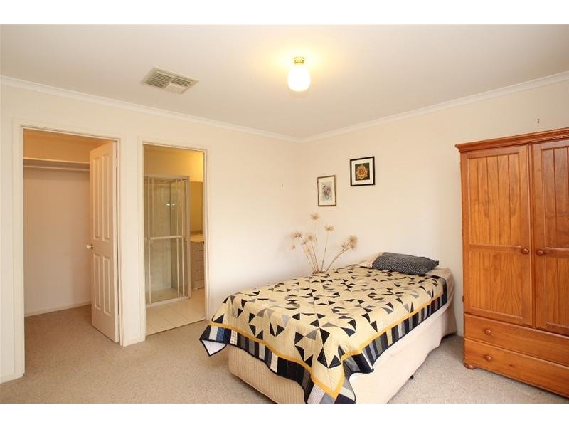 3 Cosgrove Close, Clovelly Park SA 5042