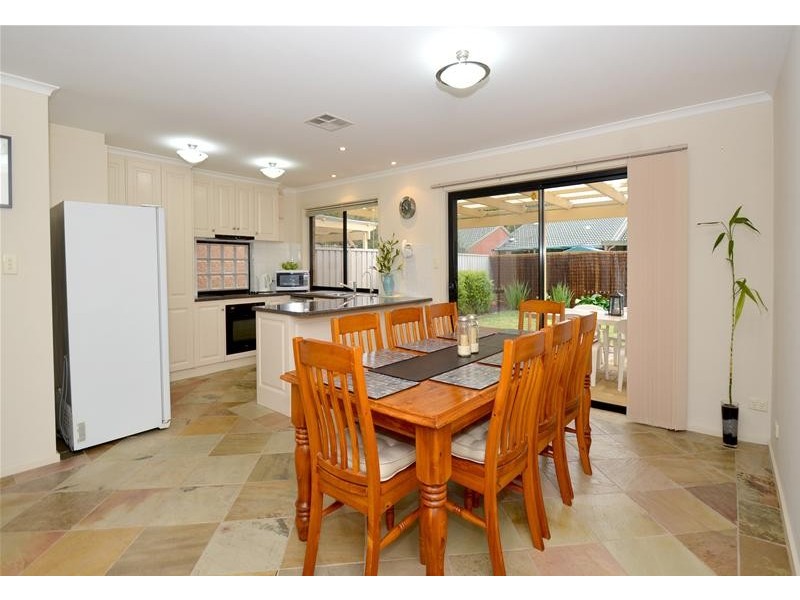 15 Wallace Court, Mitchell Park SA 5043