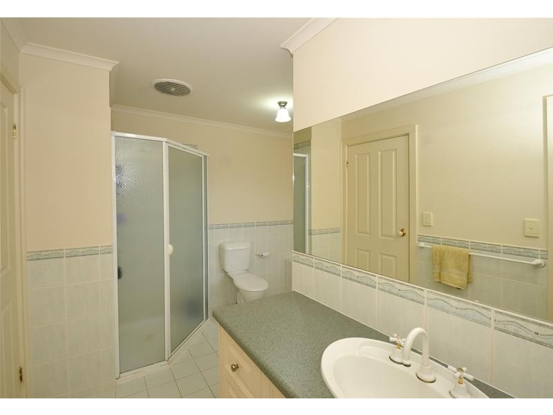 15 Wallace Court, Mitchell Park SA 5043