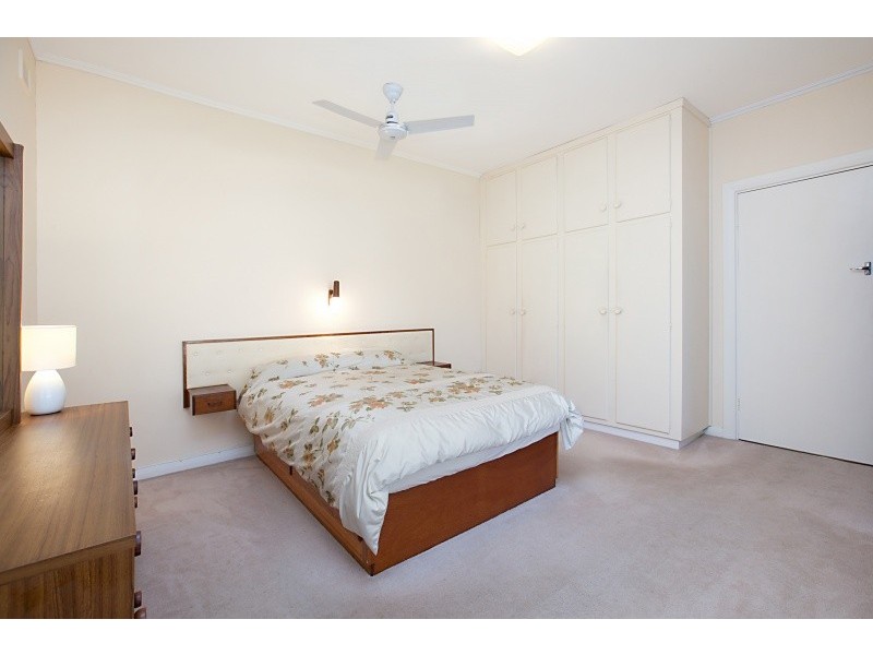 4 Rutland Avenue, Brighton SA 5048